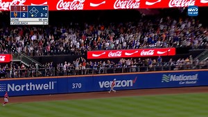 Daniel Vogelbach hits a home run the opposite way! | SNY