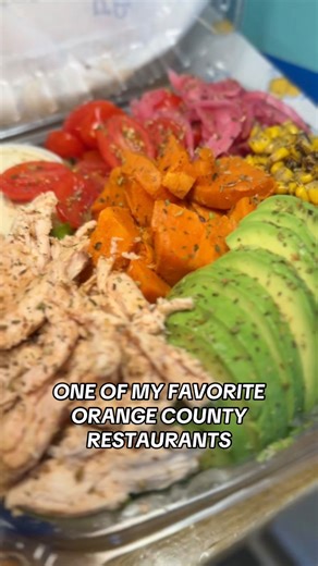 Daniel Wargo on Instagram: "I don’t care how many Orange County restaurants I go to, Dizzy Bird always remains in my top! @eatdizzybird 📍920 Spectrum Center Dr, Irvine, CA 92614 📍555 The Shops Blvd, Ste VC-05, Mission Viejo, CA 92691 #ocfoodie #ocfood #oceats"