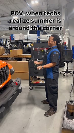 Hot tech summer 🔧😎 #benson #greersc #bensoncdjr #cardealership #car #tech #mechanic #servicebay | Benson Chrysler Dodge Jeep
