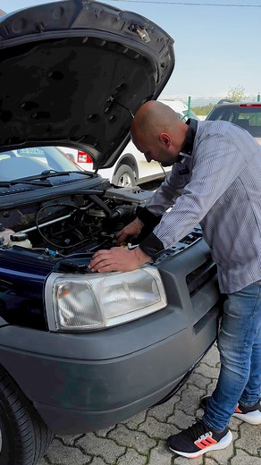 19K views · 174 reactions | Unlock Your Car with USB and Batteries: Quick Trick! #USB #Batterie #viralchallenge Skerdjan Halilaj | Skerdjan Halilaj | Facebook