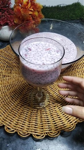 Creamy Strawberry Milkshake Recipe | Easy Homemade Strawberry Shake