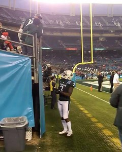 LJ Scott... for the kids #FOXFieldPass | College Football on FOX