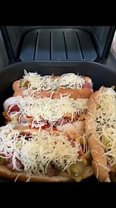 Quite frankly, we love hot dogs! ❤️� Ready for the ultimate Instant Vortex Gourmet Hot Dog? 🌭 @brians_big_bite shows us how to put these layers together. Follow these steps : - Hot dog rolls - a little garlic butter on the inside. - Sausages of your choice - I used bockwurst, scored them so they don’t burst and Air Fry them for 6 minutes on 195 deg. - Bacon bits - Air Fried for 8 minutes at 195 deg, check when done. - Skinny fries - 13 minutes at 195 deg from frozen (adjust time if not frozen),