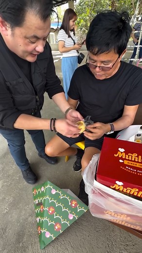 2.1M views · 9.2K reactions | Tinikman ensaymada ni Nino Mulach | W Bush Tv | Facebook