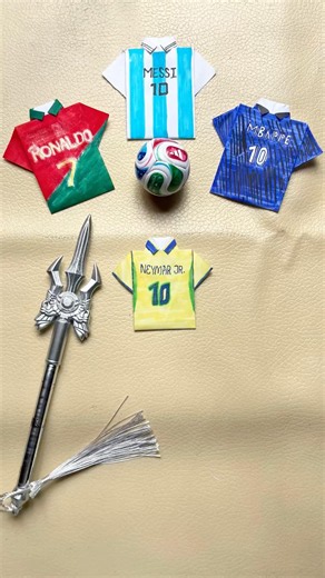 DIY NEYMAR JR. Jersey Craft 👩‍🎨🏆 #worldcup #trending #neymar #fifa