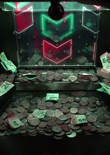 This Money Coin Pusher Machine Is Full Of CRAZY Prices !