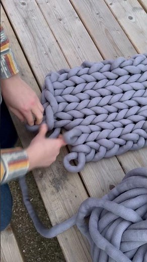 Basic bind-off for plaid / blanket tutorial: WolletjeBol DIY Chunky Yarn Hand Knitting Techniques