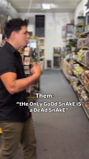 LLLReptile and Supply Co, Inc on Instagram: "The only way to handle them …. . . . . . . #reptiles #herpetology #lizards"