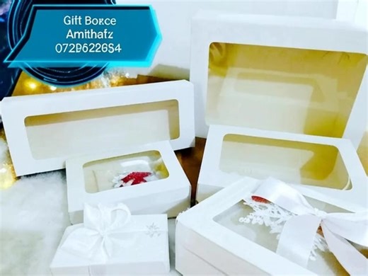 🎁✨ Premium Cupcake & Gift Boxes in Sri Lanka – Wholesale & Retail ✨🎁 Looking for high-quality gift packing and cupcake boxes at the best price in Sri Lanka? We’ve got white boxes, kraft boxes, transparent gift boxes, cupcake gift boxes, pudding/dessert boxes, and more — perfect for bakeries, hotels, parties, weddings, and gift shops! From single cupcake boxes to mini cupcake boxes, Christmas cupcake boxes, brownie gift boxes, and luxury transparent gift boxes, we supply everything you need — f