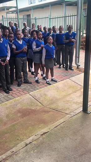 📓📗📒📕🤘🏾✊🏾