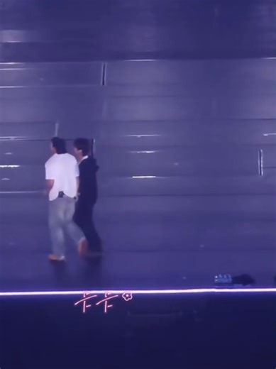 gyushua aju nice-ing together 🐶🦌 #joshua #hongjisoo #mingyu #kimmingyu #seventeen