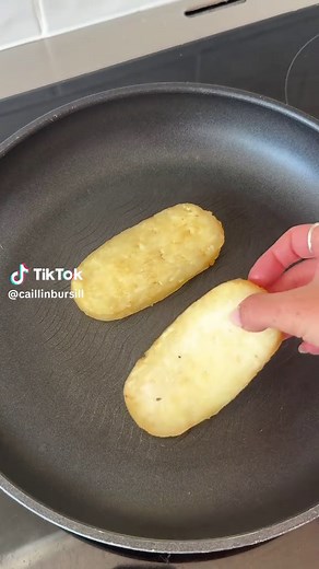 Crispy Hash Brown Omelette Recipe for Breakfast
