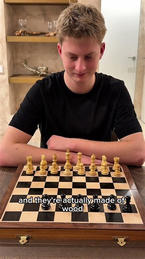 Is this the smoothest Chess Set ever? ft. ‪@Manuel.ermachenko‬