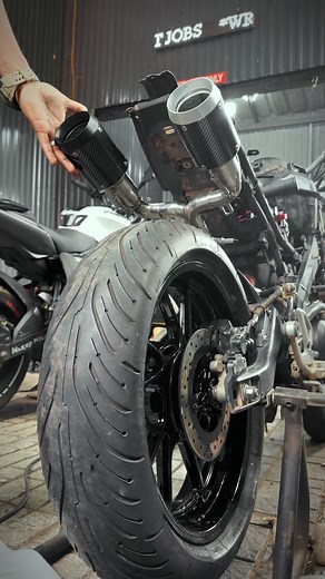 𝑹𝑨𝑪𝑬𝑴𝑶𝑻𝑶 𝑪𝑶𝑵𝑪𝑬𝑷𝑻𝑺 | MT 15 with DUAL EXHAUST AND FIRE 🔥🥵 @racemoto_concepts #yamaha #ktm #biker #alloy #racemoto #bikersofinstagram #ktmduke | Instagram