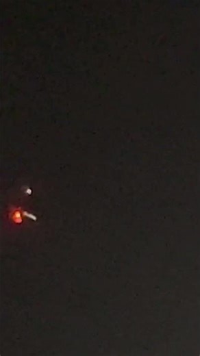 Is it possible to see the plane at night because there is less light?