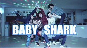 【世界中で人気！？】ベイビーシャーク踊ってみた！