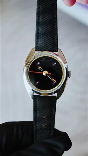 Singer Watch: Timeless Style on Your Wrist ⌚