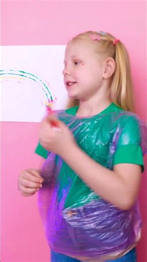 🌟 Can This Plastic Bag Help Us Make ART? Let’s Create Magic! ✨