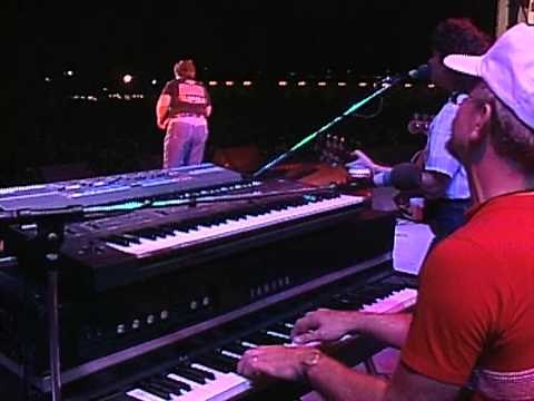 John Conlee - The Carpenter (Live at Farm Aid 1986)
