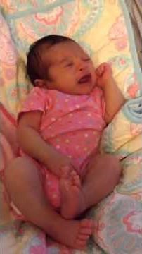 Amara pooping and farting - Dec 28, 2014