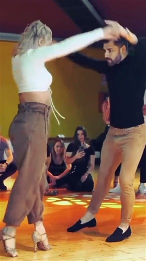 veril song video 👌 #ytshorts #viralshorts #trending #shortsvideo#romanc