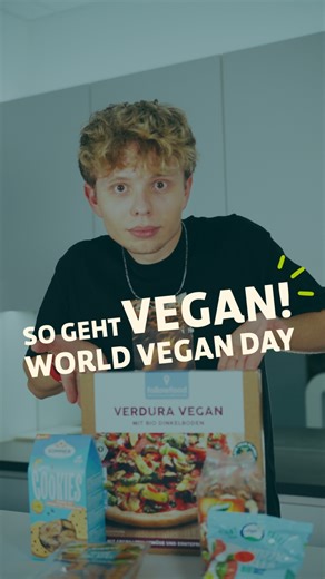 Schmeckt. Tut gut. Und ist sogar vegan?! 🤯🌱 Das crazy! Wir feiern heute den World Vegan Day, denn vegane Ernährung ist alles, nur nicht langweilig! 💥 Welche veganen Produkte dürfen bei euch nicht fehlen? Verratet es uns in den Kommentaren!😏 #denns #biomarkt #worldveganday | BioMarkt Verbund