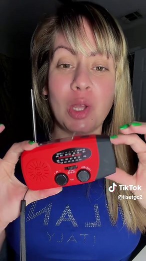 Radio Solar Multifuncional: Ideal para Emergencias