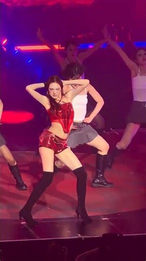 #Chiquita came, saw, and totally conquered the stage! 🔥