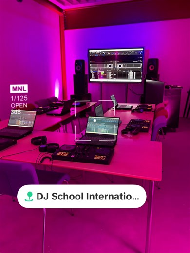 Every Day Every Week Every moment we Give dj & producer lessons! #djschoolinternational #djschool #dj