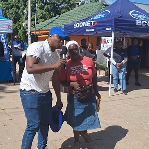 How many 'B's are in the word ECONET? #MaLevels outside broadcast live from Mutare where Econet Zimbabwe is upgrading it's network. #StarFM #TheKingsOfOutsideBroadcasting | Star FM