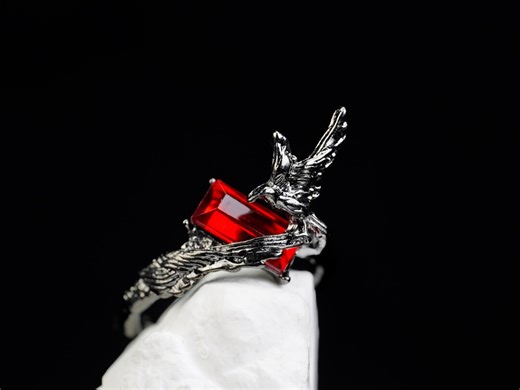 Love and Deepspace Sylus Crow Ring - Svart silverpläterad röd kristall justerbar armband för fandomslitage - Etsy Sverige