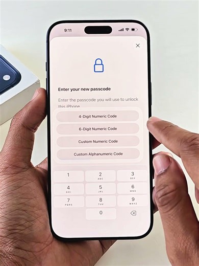 Set 4 digit passcode on iPhone 17 Pro Max