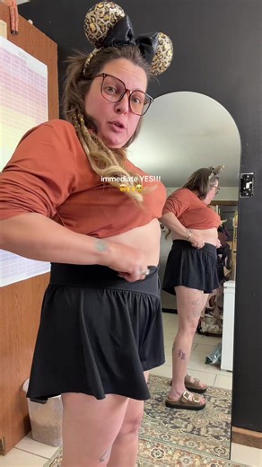 I’m addding EVERY SINGLE COLOR of these athletic shorts to my cart. 😭💕 #athleticshorts #flowyshorts #apronbelly #refreshedlook #tiktokshopcreatorpicks