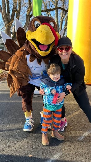 Every Thanksgiving has its traditions… and for thousands of families, the Drumstick Dash is one of the best. Start the morning with laughter, memories, and miles that make a difference together. The Drumstick Dash is more than a run or a walk! It’s a tradition, a celebration, and a chance to help neighbors in need. Join us: https://www.drumstickdash.org/ | Drumstick Dash Indy