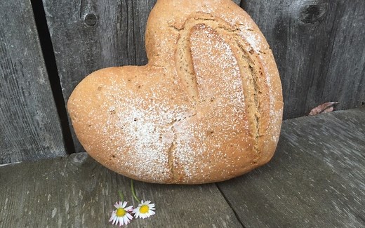 Herzerlbrot - Backen mit Christina