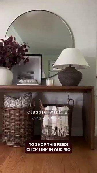 Stylish Wooden Console Table Ideas for a Warm Fall Entryway!