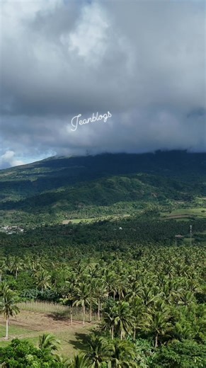 13 reactions · 21 comments | Aerial view of Hobbit Hill, located in Brgy. Oma-Oma, Ligao City, Albay — a hidden escape surrounded by nature. ✨ HobbitHill #OmaOmaLigaoCity #LigaoAlbay #AlbayPhilippines #BicolRegion #TravelPH #ExploreBicol | Jean blogs | Facebook