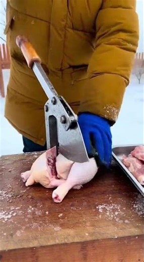 Heavy Duty Bone Chopper 🔪🍗 Cut Through Anything Fast #KitchenTools #CookingTips #FoodHacks