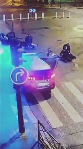 Chain Crash During Wild Police Chase! 🚓 #Police #Crash