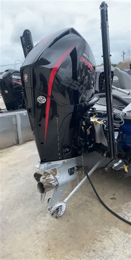 Merc 250 Pro XS idle