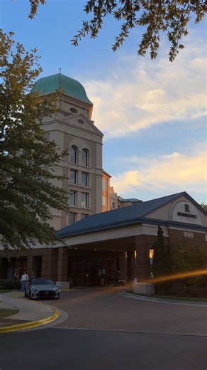 5.5K views · 53 reactions | Holiday plans?  Let the Renaissance Shoals Resort & Spa take you there… straight to Swampers Bar & Grill, where the sounds of Muscle Shoals make every night unforgettable.  | Sweet Home Alabama | Facebook