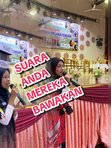 🎤🔥 CALON MPP DAH MULA BERKEMPEN! 🔥🎤 Masing-masing tampil dengan manifesto dan idea fresh demi kebajikan serta keselesaan warga KVMT 💡✨ Nak tambah baik fasiliti? Nak suara pelajar lebih didengari? Nak kolej lebih progresif dan aktif? Semua ada dalam perancangan mereka! Sekarang giliran anda pula 🗳️ Dengar betul-betul, nilai dengan matang dan pilih calon yang benar-benar boleh buat kerja, bukan sekadar janji. #MPP2026 #UndiBijak #SuaraPelajar #KVMTBangkit #mpp