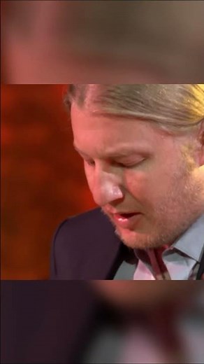 Derek Trucks making it look easy...🎸🔥#HowManyMoreYears #JazzDay
