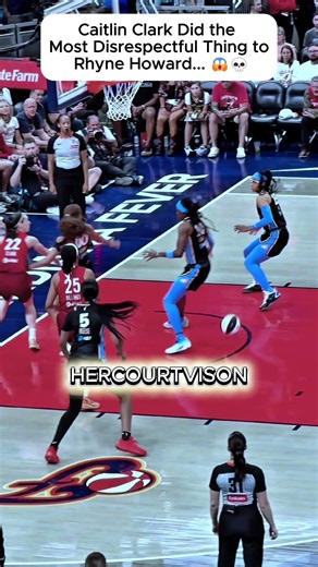 SHE NUTMEGGED HER! 🤯 Clark's Insane Assist Through Rhyne Howard's Legs! #caitlinclark #wnba #sctop10