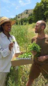 Foraging with Friends, Matai and Zoya