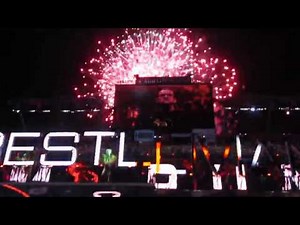 Fan Cam : CM Punk Entrance at WWE Wrestlemania XXVIII 28 April 1st 2012