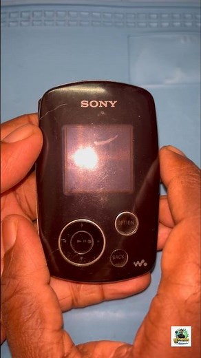 Trying to Restore a Sony Walkman MP3 Player 🎵🔥Description