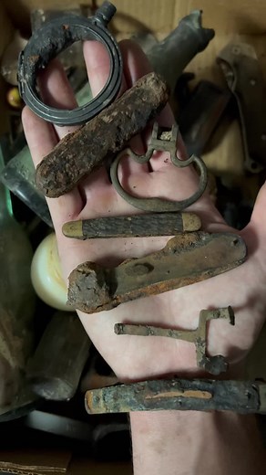 River finds! #scubadiving #metaldetecting #garrettmetaldetectors #nuggetnoggin #treasurehunting #finds #river | Nugget Noggin