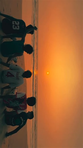 ᴹⁱᵗʰᵘˡ on Instagram: "@beach.hack @code_cce @christ.momnts @levantate_labs @christcollegeofengineering 🌴🌊 . . . . . . . . . #christcollegeofengineering #levantatelabs #beachhack #viral #explorepage"