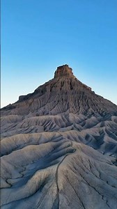 Factory Butte Looks Like Another Planet #utah #astrophotography #landscapephotography